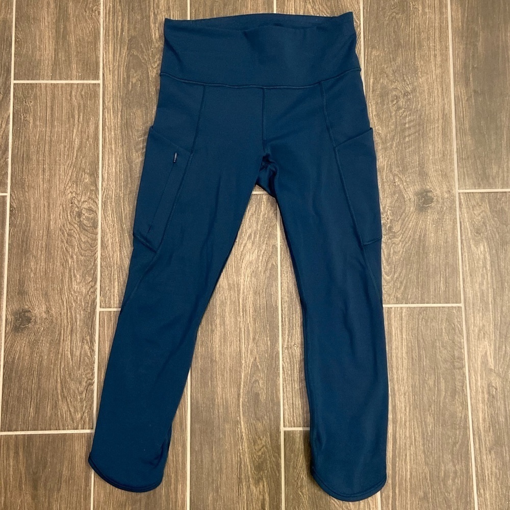 Athleta - High waisted Side Pocket Ankle Cropped Leggings